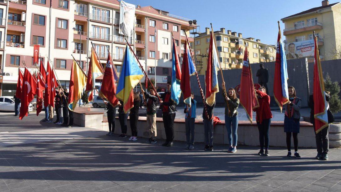 18 Mart Şehitleri Anma Günü ve Çanakkale Deniz Zaferinin 104. Yıldönümü Çelenk Sunma Töreni 