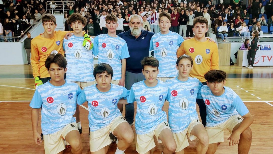 Cumhuriyet Kupası Liseler Futsal Turnuvası Şampiyonu Çan İbrahim Bodur Anadolu Lisesi Oldu